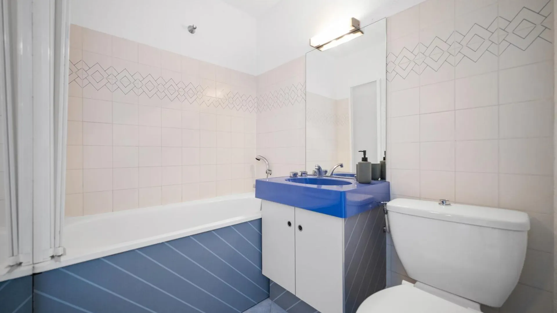 La Plage Cosy 2P Vue Mer & Montagne, Ac, Piscine, Plage Lägenhet Roquebrune-Cap-Martin 0*,